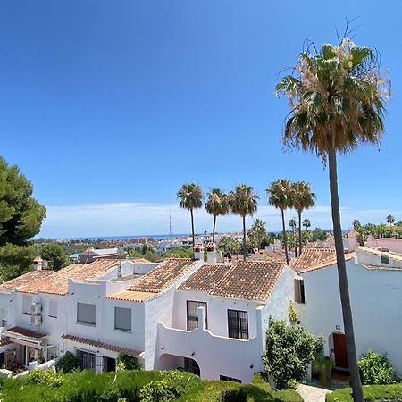 Townhouse W/Sea View & Garden Villa Estepona Bagian luar foto