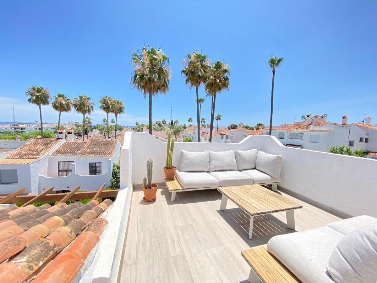 Townhouse W/Sea View & Garden Villa Estepona Bagian luar foto